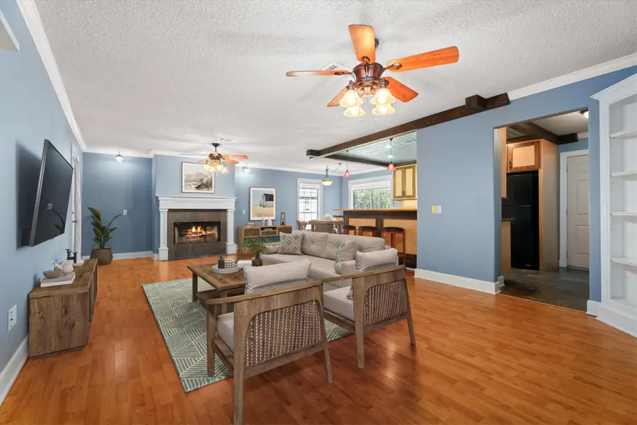 104 Anna Street, Tomball, TX 77375 - Image #3