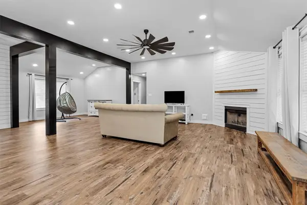 11357 Grand Harbor Boulevard, Montgomery, TX 77356