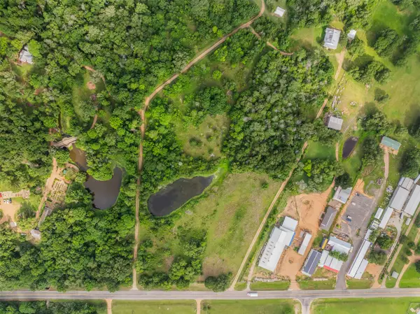 1338 Hwy 237, Round Top, TX 78954