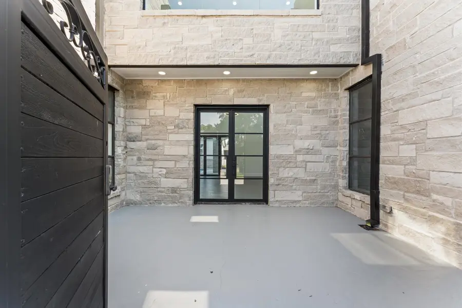 10070 Cedardale Drive, Houston, TX 77055 - #2