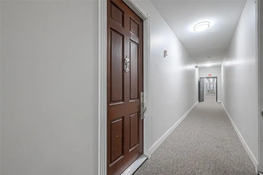 4515 Briar Hollow Place #305, Houston, TX 77027 - #3