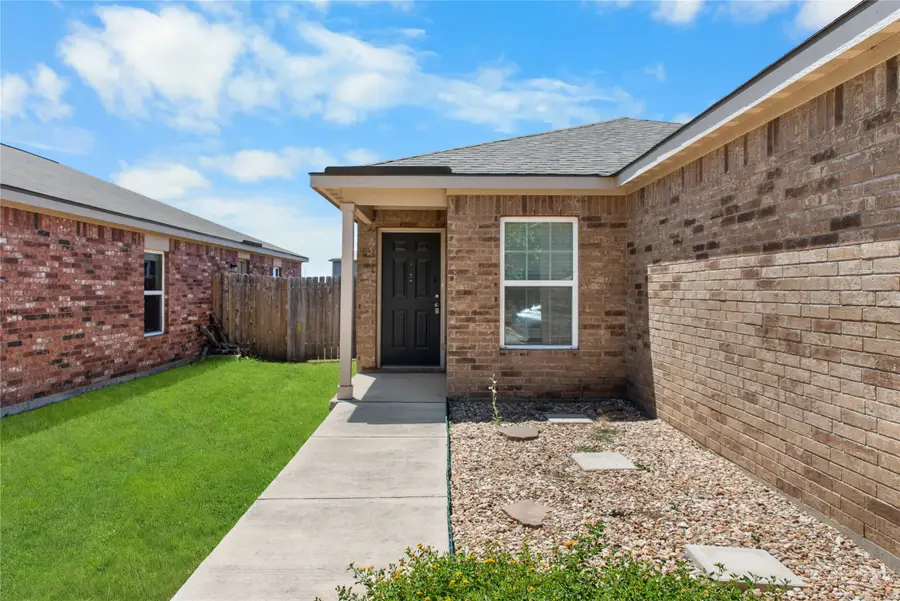 144 Continental Avenue, Liberty Hill, TX 78642 - #2