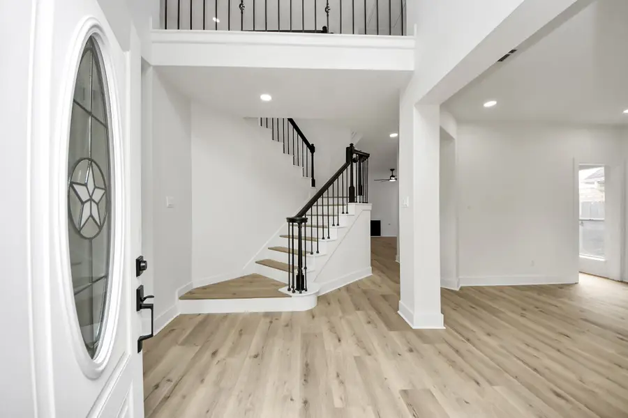 6502 Oakburl Court, Sugar Land, TX 77479 - Image #3