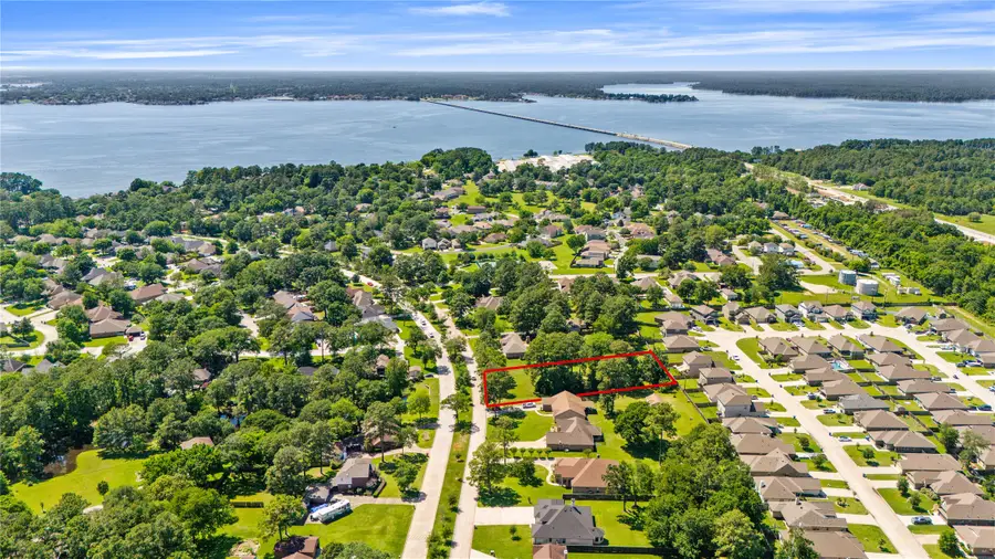 12995 Point Aquarius Boulevard, Willis, TX 77318 - #2