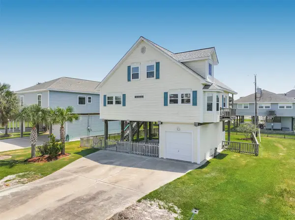 13925 Pirates Beach Boulevard, Galveston, TX 77554