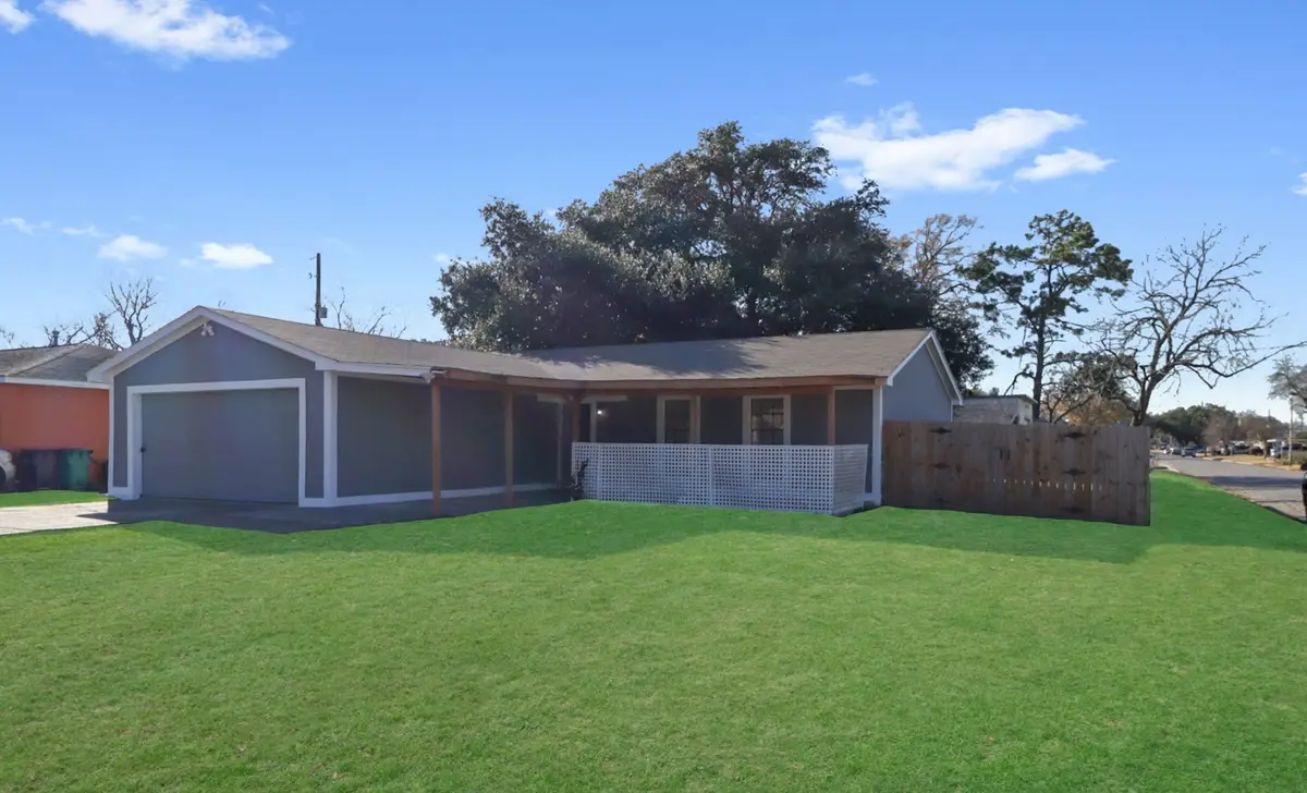 207 Danubina Street, Baytown, TX 77520 - #1