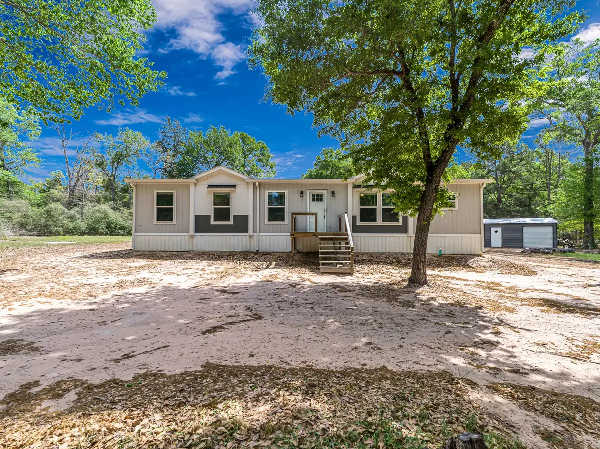 1047 Jim Bob Lane, New Ulm, TX 78950 - #1