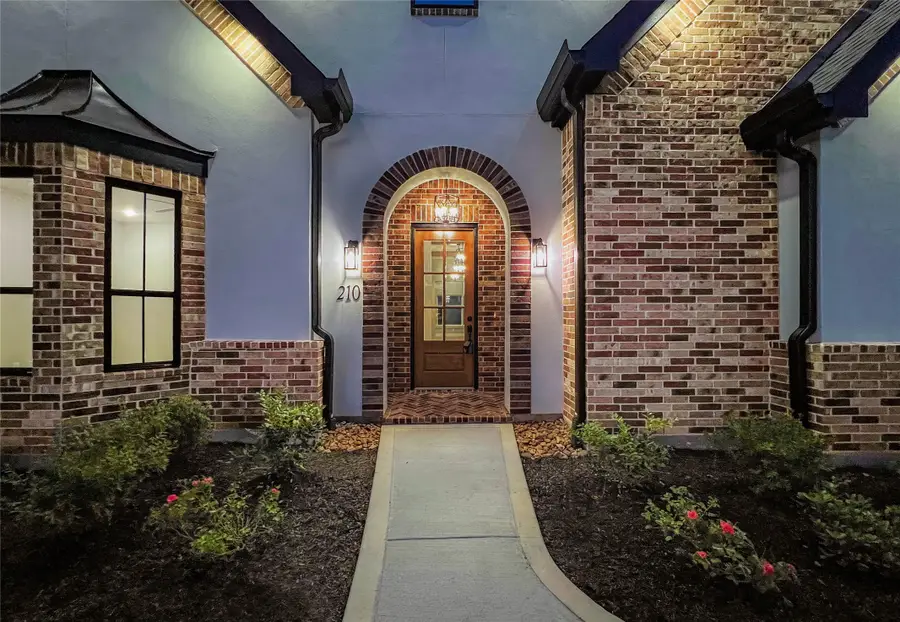 210 Hogan Ln, Hempstead, TX 77445 - Image #2