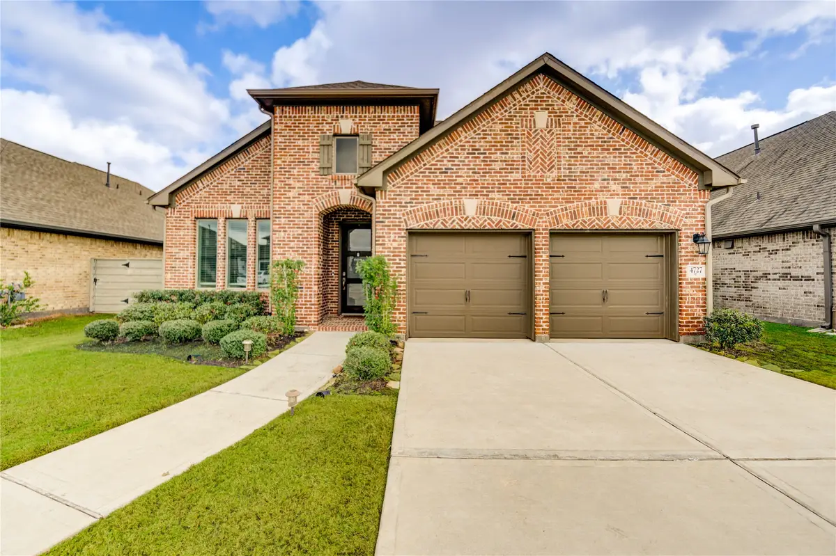 4727 Crest Hill Drive, Manvel, TX 77578 - Image #1