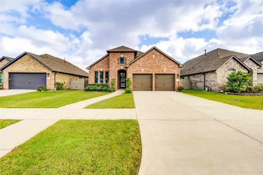 4727 Crest Hill Drive, Manvel, TX 77578 - Image #2