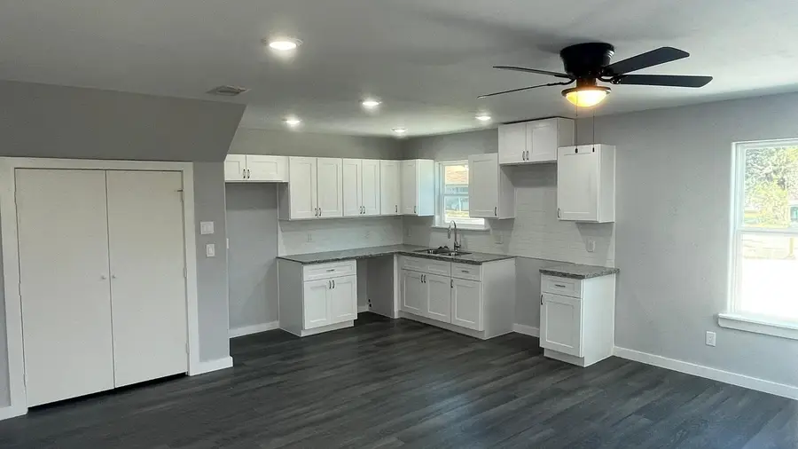 8107 Denton Street, Houston, TX 77028 - Image #2