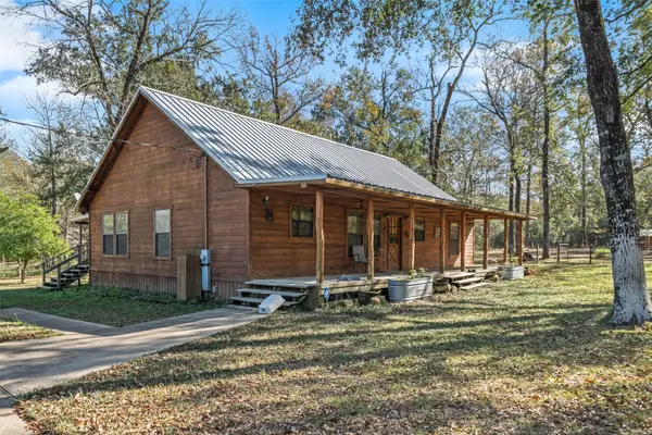 678 Old Phelps Road, Huntsville, TX 77340