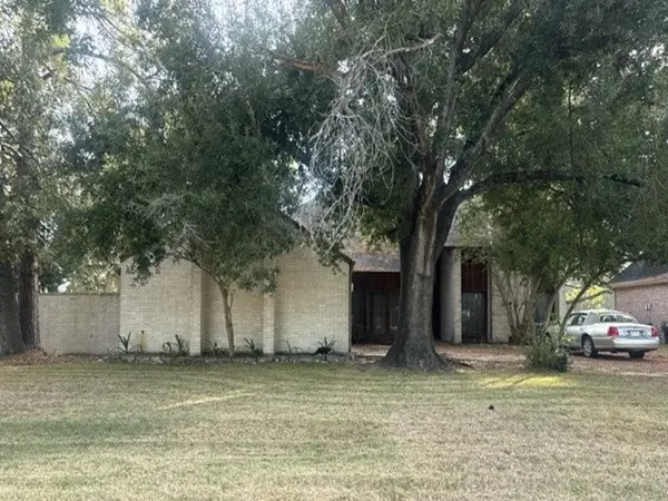20318 Sunny Shores Drive, Humble, TX 77346