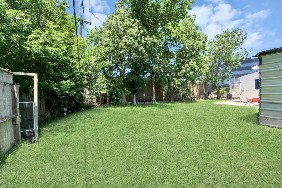 205 W Bird Road, Pasadena, TX 77502 - #2