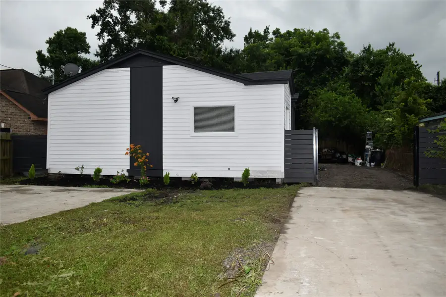 9401 Heatherside Street, Houston, TX 77016 - #3