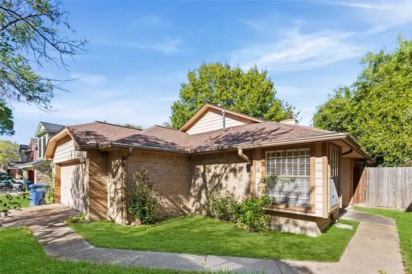 13838 Dentwood Drive, Houston, TX 77014