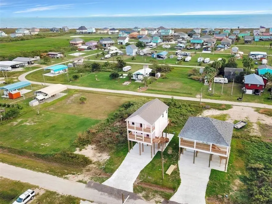 120 Jewel Drive, Crystal Beach, TX 77650 - #2