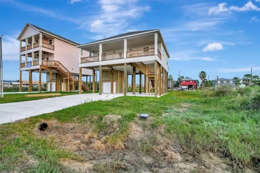 120 Jewel Drive, Crystal Beach, TX 77650 - #3