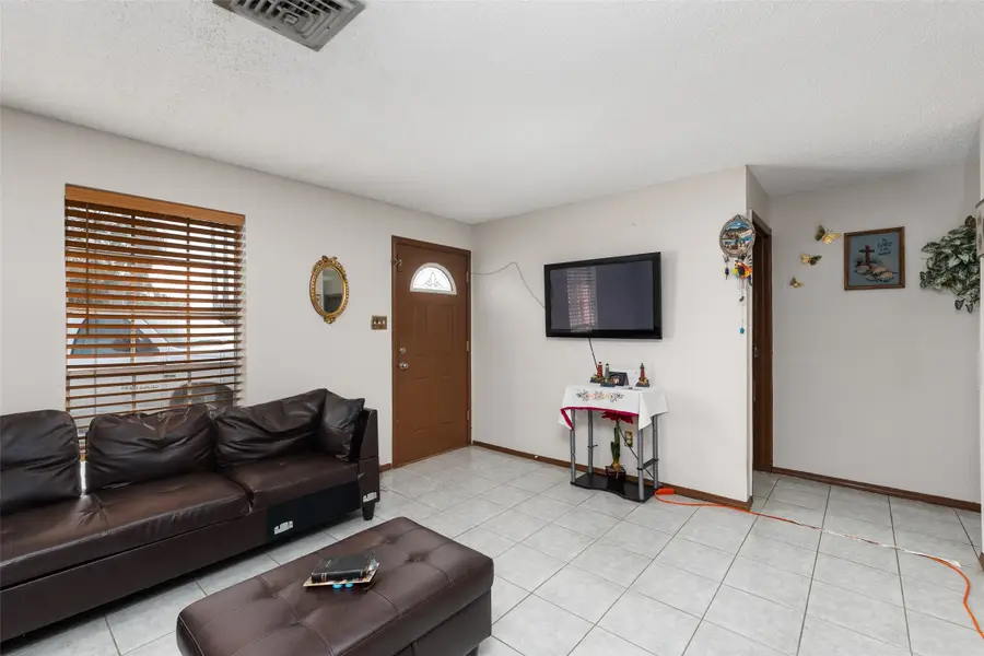 2132 Heron Avenue, McAllen, TX 78504 - #3