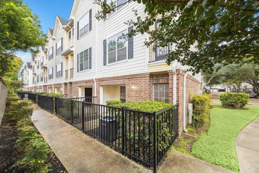 9200 Westheimer Road #907, Houston, TX 77063 - Image #2