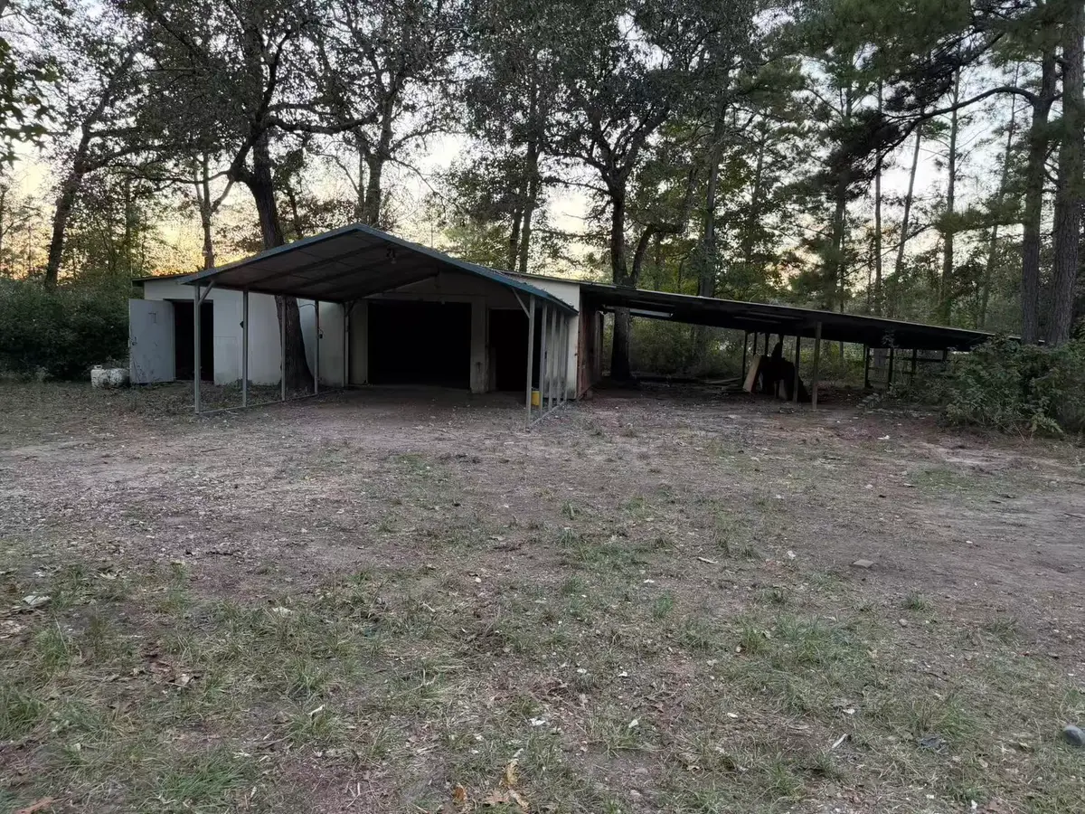 20392 Meadow Lake Road, Cleveland, TX 77328 - #1