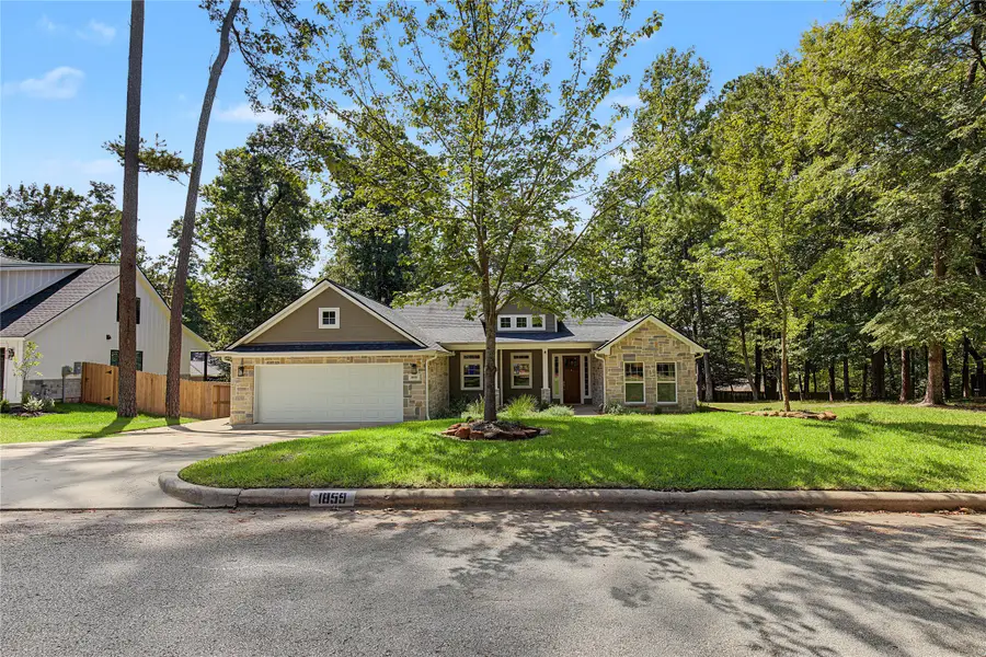 1859 E Lake Drive, Huntsville, TX 77340 - #2