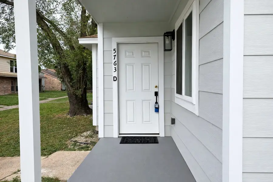 5763 Easthampton Drive #A-D, Houston, TX 77039 - Image #3