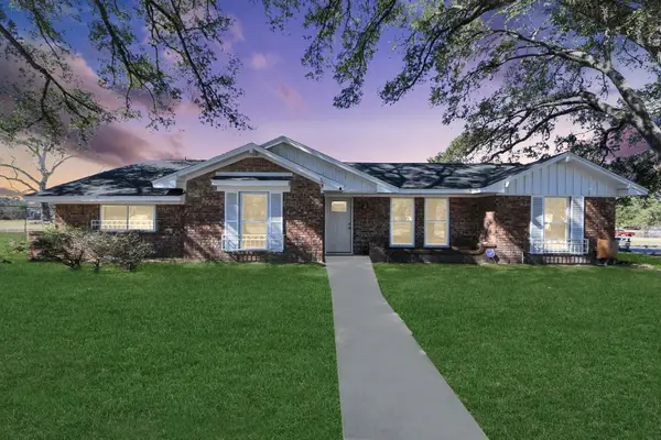 1805 9th Street, Hempstead, TX 77445