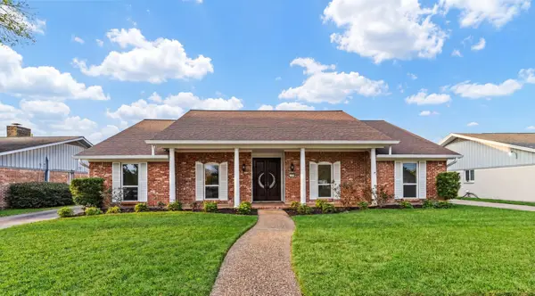 5710 Ariel Street, Houston, TX 77096