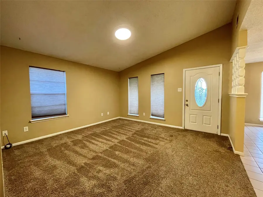 1510 N Avenue Q, Freeport, TX 77541 - Image #2