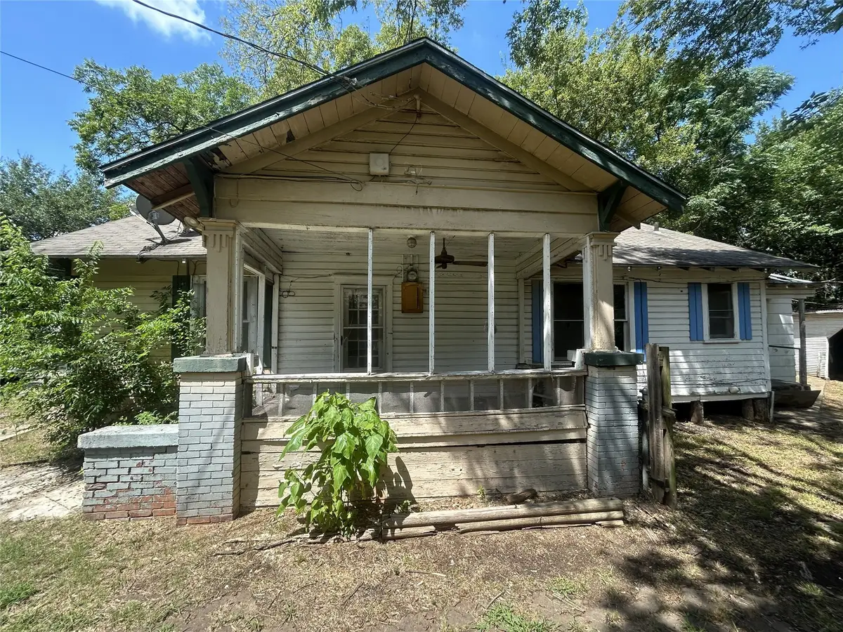 1430 W Kaufman Street, Paris, TX 75460 - Image #1