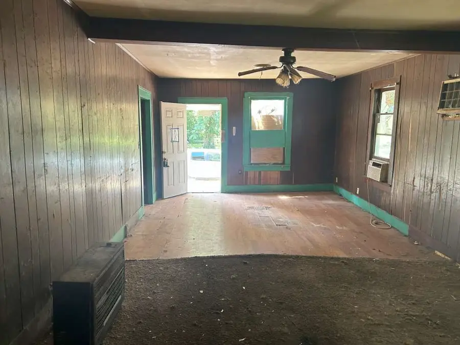 1430 W Kaufman Street, Paris, TX 75460 - Image #3