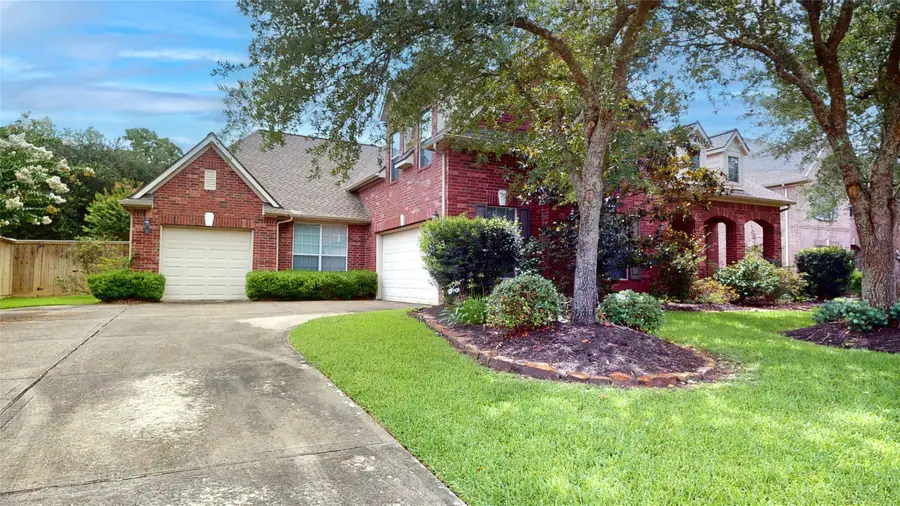 316 Grand Creek Drive, League City, TX 77573 - Image #2
