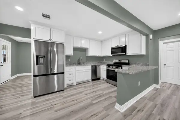 5955 Bellfort Street, Houston, TX 77033