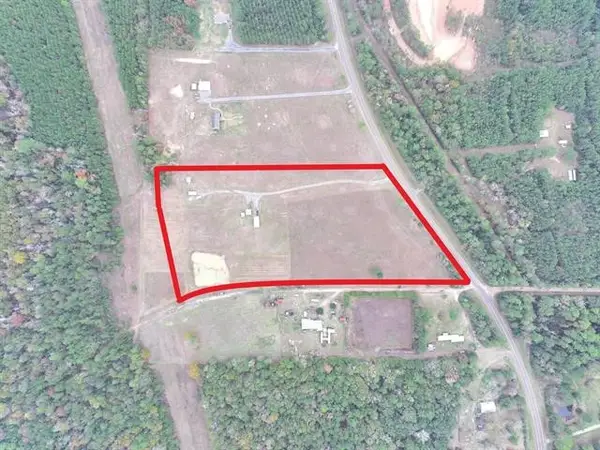 5670 Fm 770 Road, Kountze, TX 77625