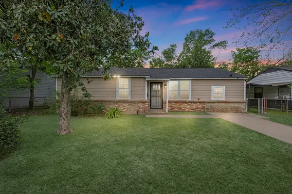 9410 Rosehaven Drive, Houston, TX 77051