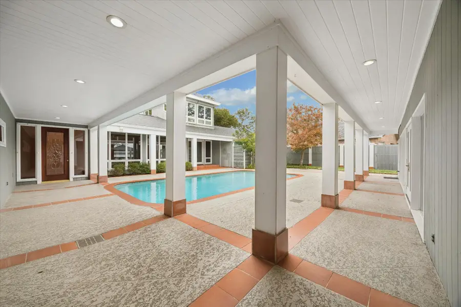 1501 Harbor View Circle, Galveston, TX 77550 - Image #3