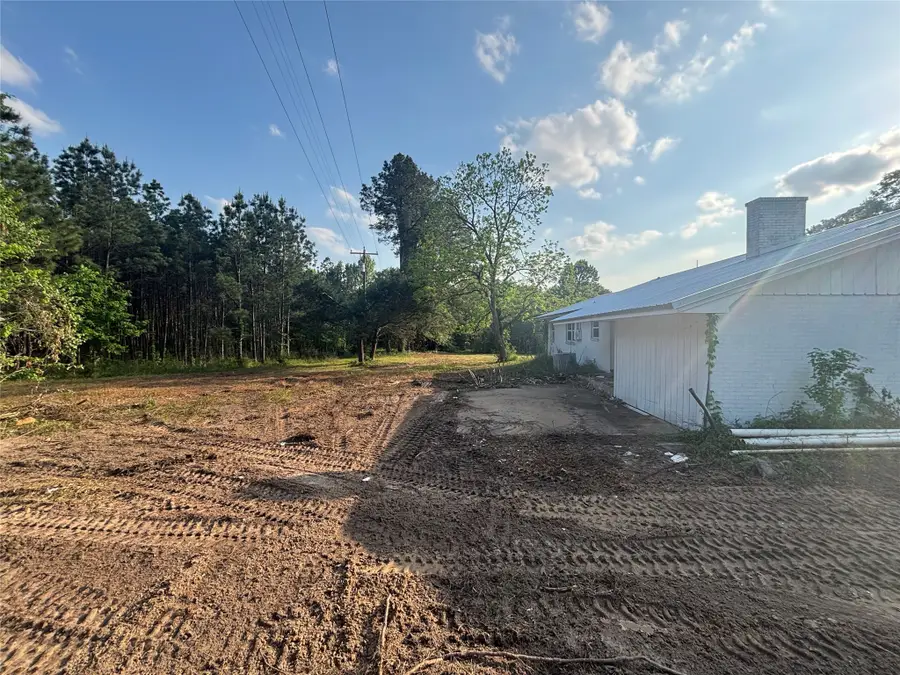 2059 State Highway 19 S, Crockett, TX 75835 - #3