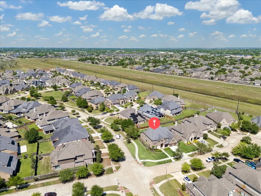 6703 Fairwood Creek Lane, Sugar Land, TX 77479 - #2