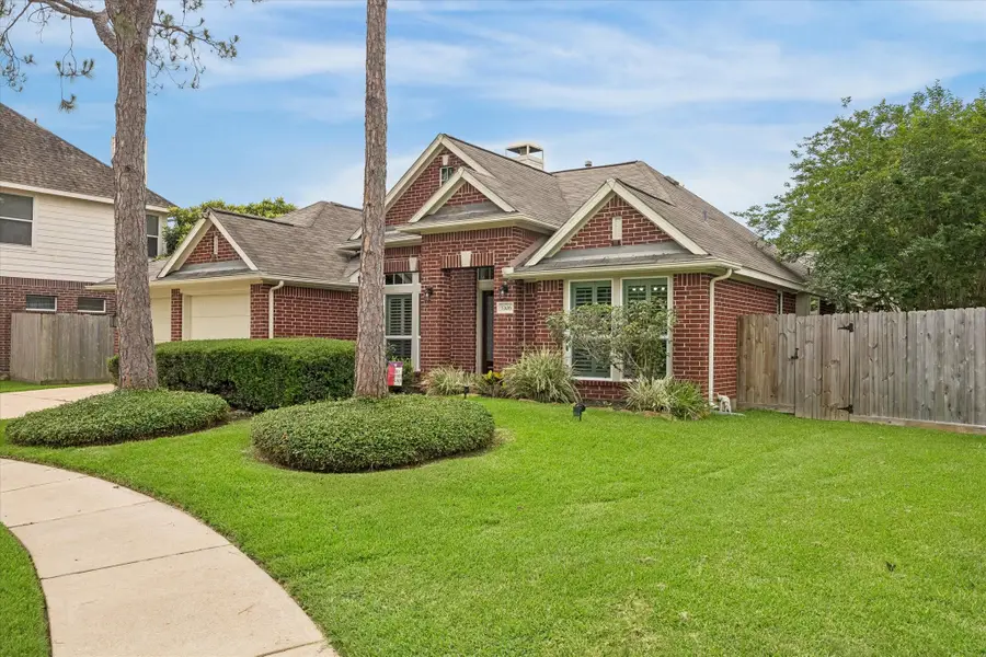 3306 Stonehurst Court, Pearland, TX 77584 - #2