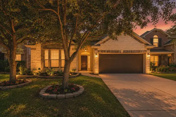 8619 Debbie Terrace Drive, Cypress, TX 77433