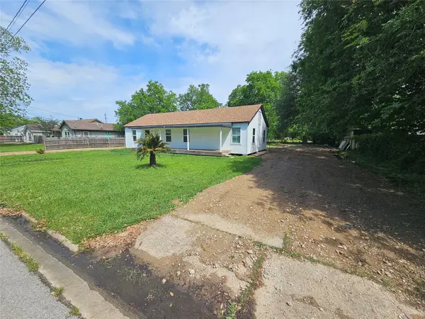 3009 Lincoln Street, Liberty, TX 77575