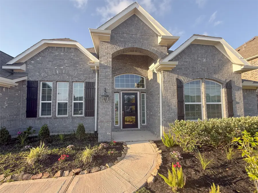 1524 N Bluebonnet Lane, Angleton, TX 77515 - #2