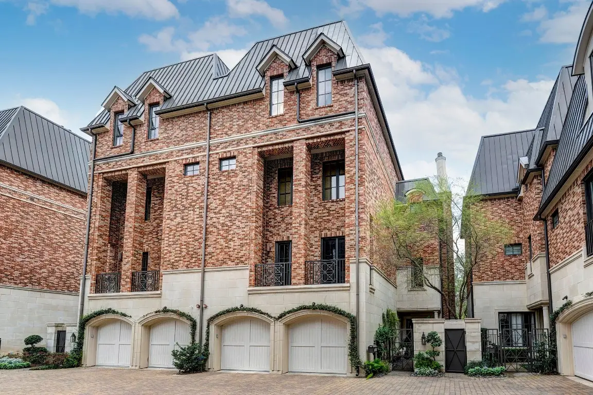 1239 Rue De La Paix Way #B2, Houston, TX 77056 - #1