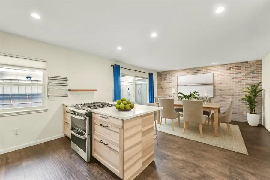 5863 Doliver Drive #16, Houston, TX 77057 - #3