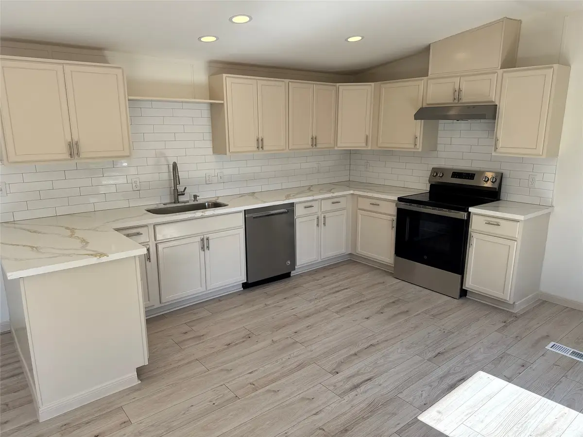 31306 E Timberloch Trail, Magnolia, TX 77355 - Image #1