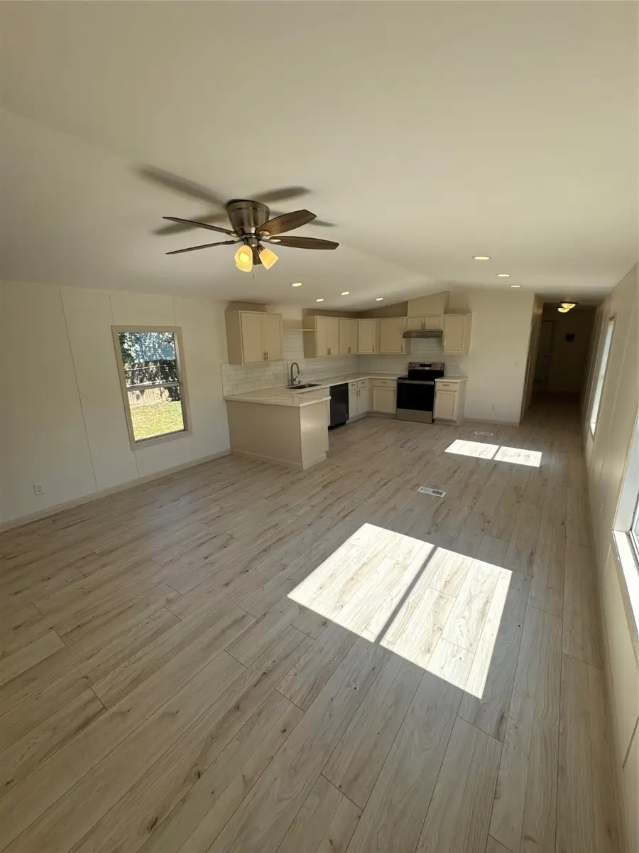 31306 E Timberloch Trail, Magnolia, TX 77355 - Image #3