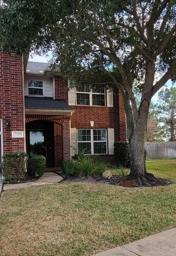 12314 Brentleywood Lane, Houston, TX 77070
