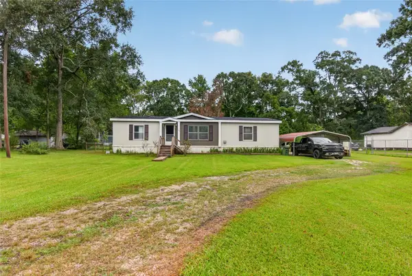 351 County Road 454, Dayton, TX 77535