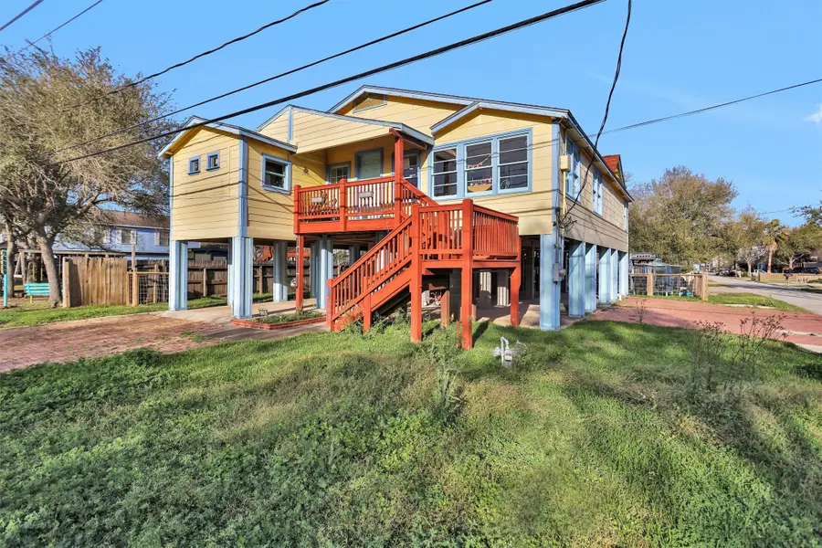 631 Clear Lake Road, Clear Lake Shores, TX 77565 - Image #3